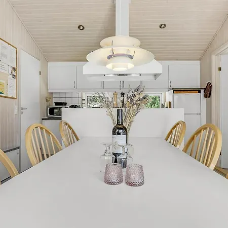 Feriehus Gorgeous In Nexo With Wifi